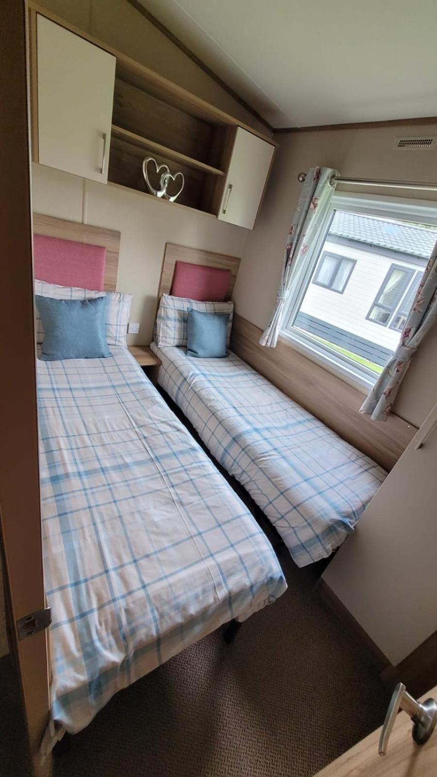Tattershall Lakes Kingfisher Caravan 8 Berth With Hot Tub & Wifi Esterno foto